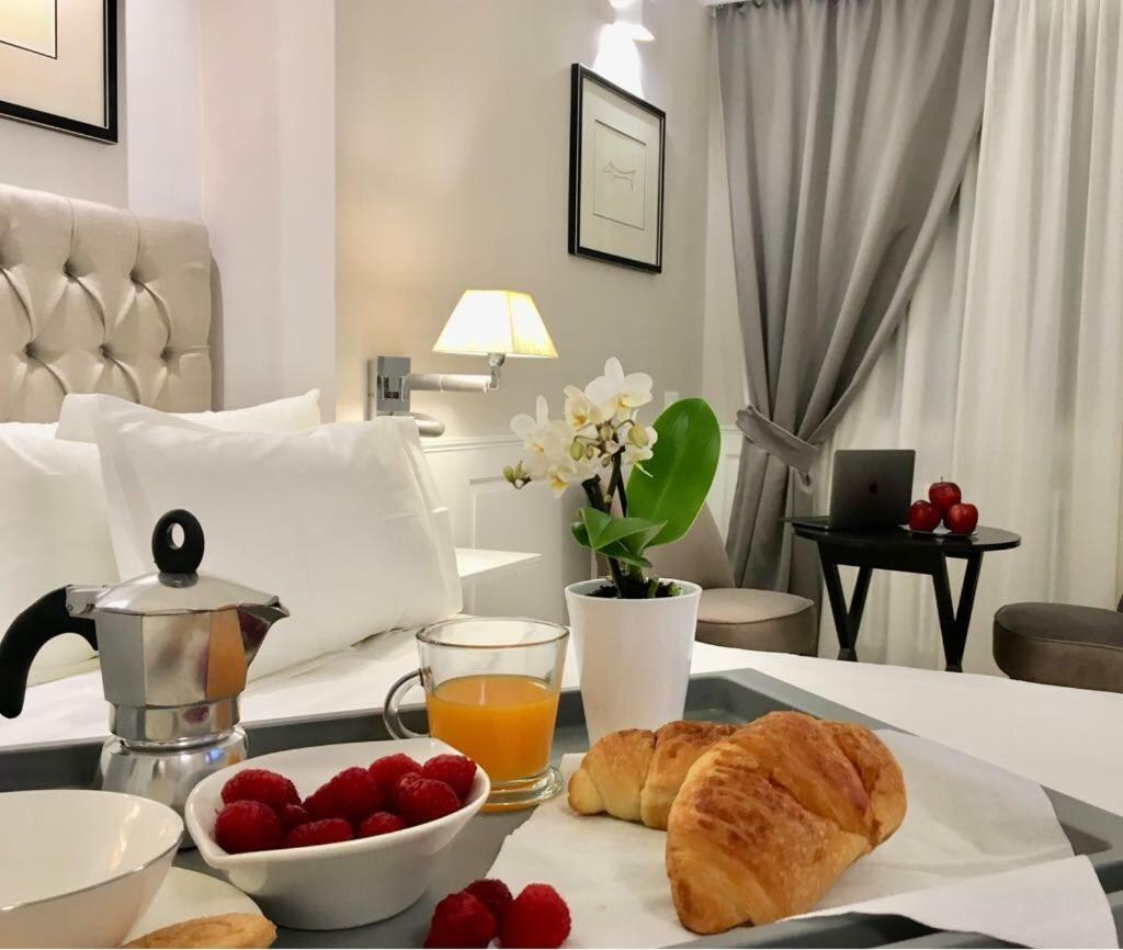Booking Florencja Zewnętrze zdjęcie